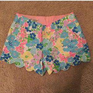 lilly pulitzer flower scalloped shorts size 00